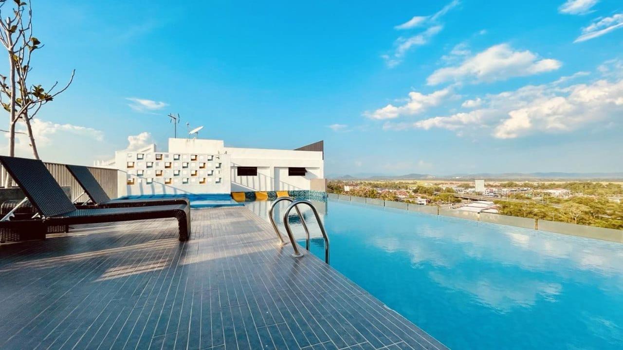 Condo 2-10 Imperio Professional Suite Alor Setar Extérieur photo